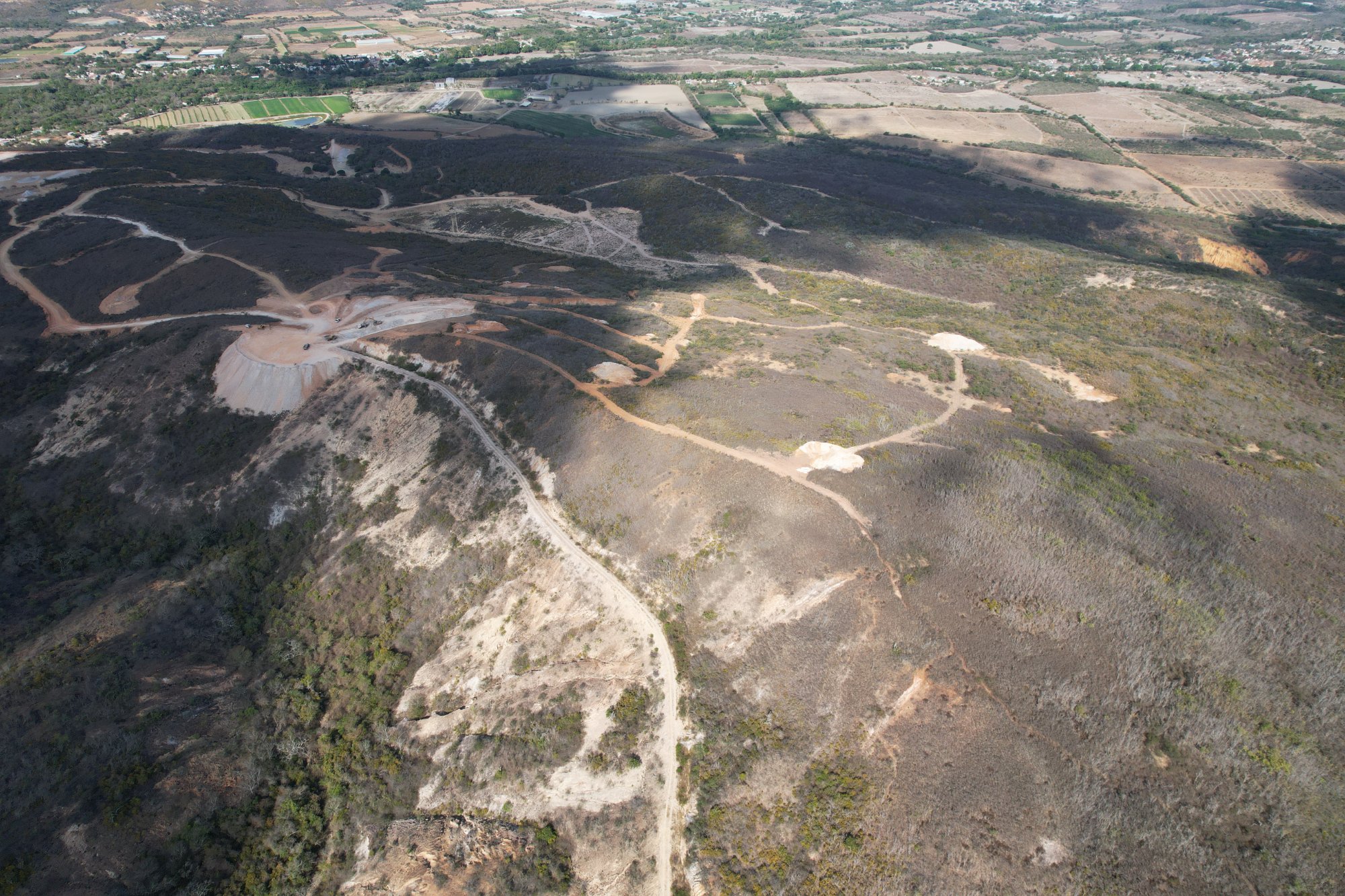 Accesos y topografía